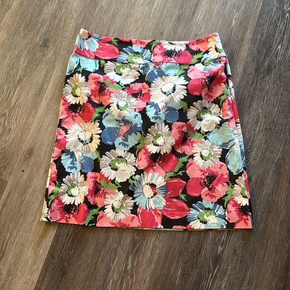 Talbots Dresses & Skirts - Talbots pink blue daisy floral cotton knee length skirt 14P